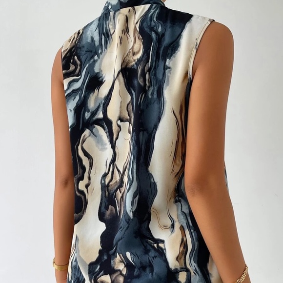 Luxe Marble Print Sleeveless Blouse - Picture 3 of 5